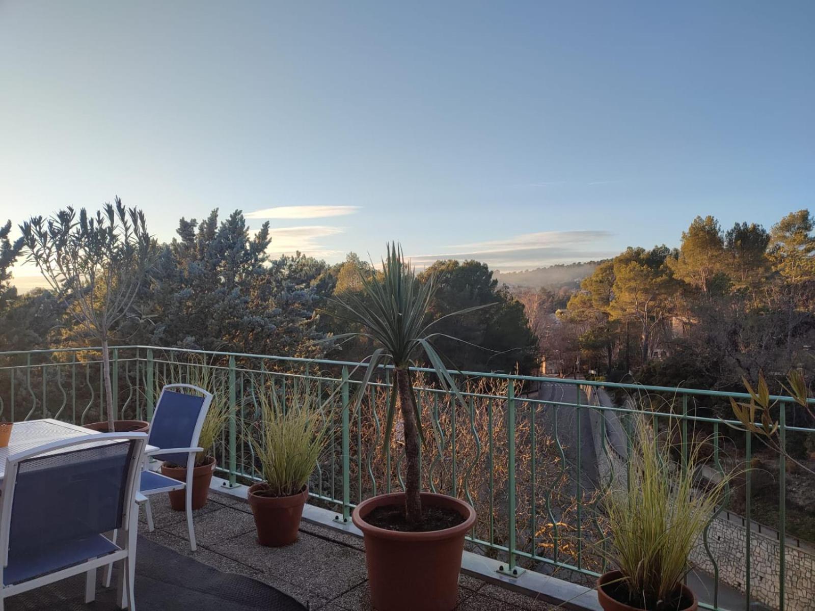 La Terrasse De L'Imbut - Climatisation & Piscine Gréoux-les-Bains Exterior foto